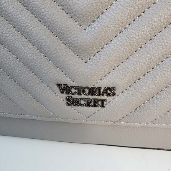 Should bag, Victoria Secret. - Picture 4 of 8